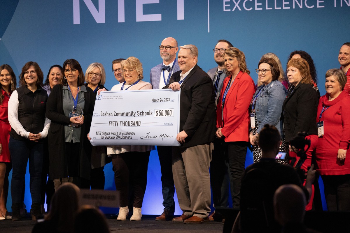  Goshen Community Schools Surprised with Prestigious NIET District Award of Excellence for Educator Effectiveness and $50,000 Grand Prize