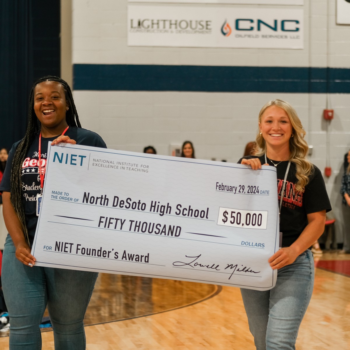 North DeSoto High School Celebrates Winning NIET Founder’s Award