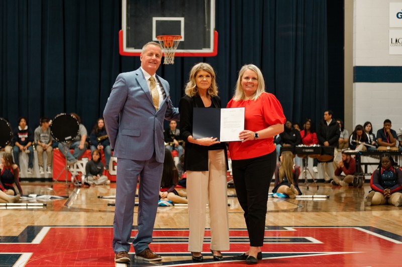 North DeSoto High School Celebrates 2024 NIET Founder's Award