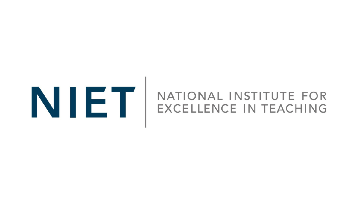 Stanford Selects NIET Teacher Leaders for National Working Group on the Future of Teaching