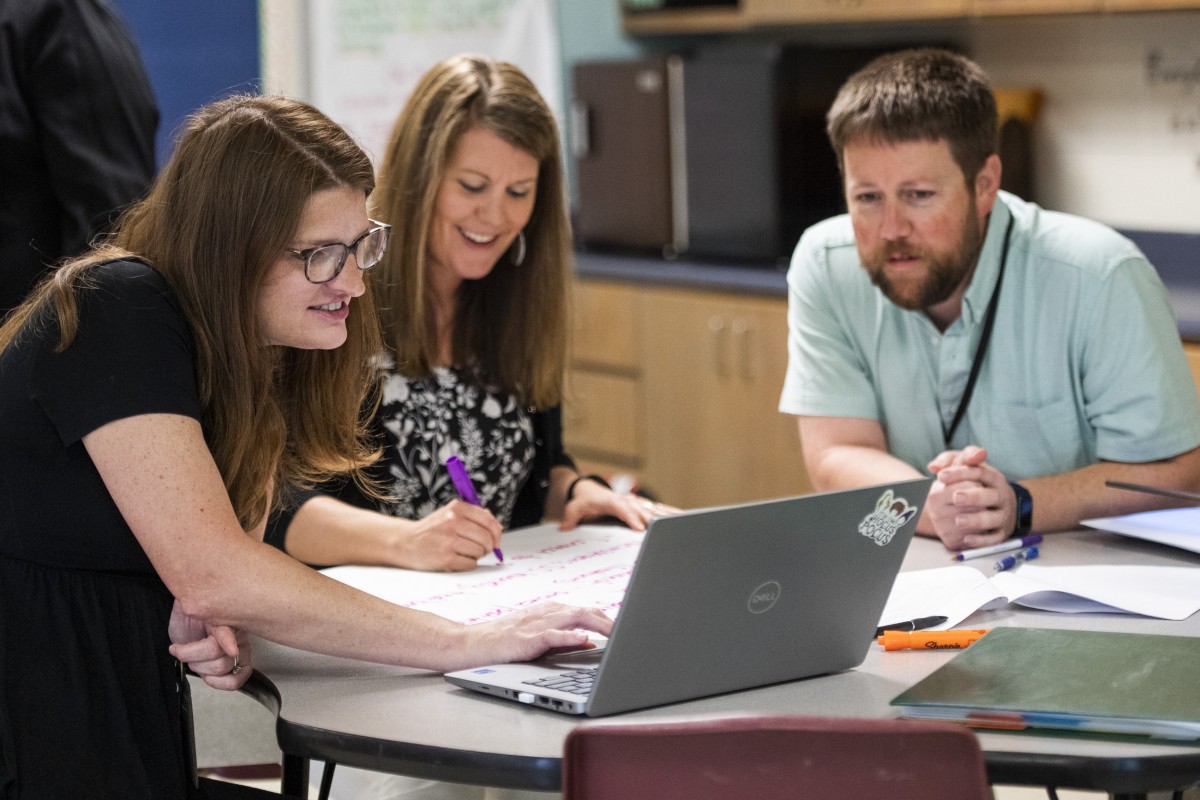 Forest Acres Elementary School Named a Finalist in Prestigious NIET Founder’s Award