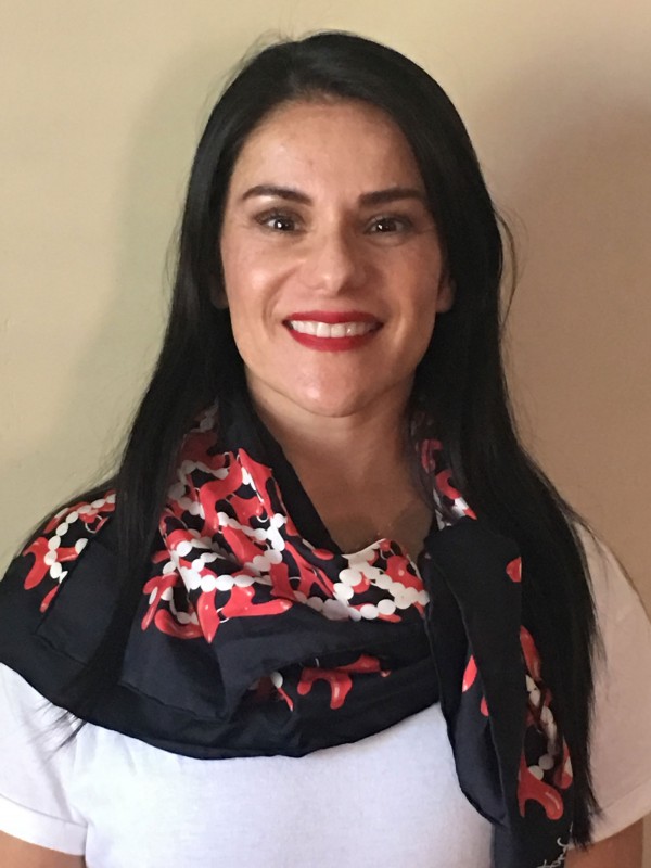Dr.  Araceli  Montoya 