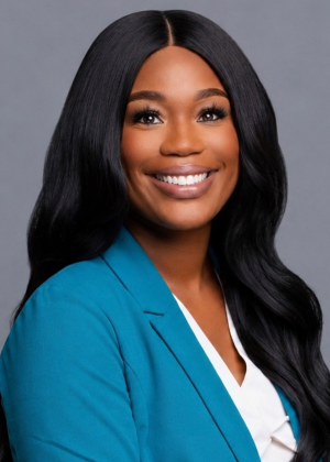 Dr. Alexandria  Cooper 