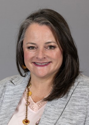  Patti  Cruz 
