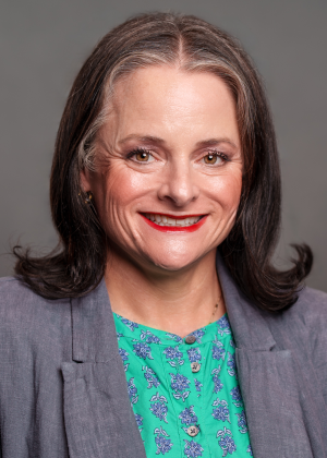  Patti  Cruz 