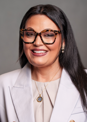  Dr. Christa  Stewart 