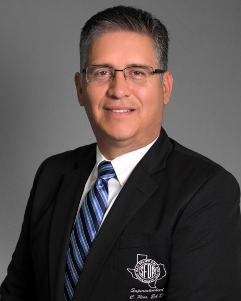 Dr. Carlos  Rios 